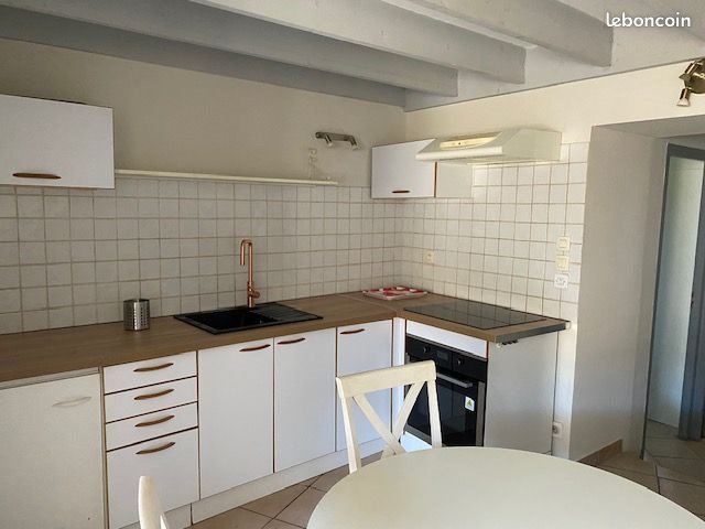 Appartement à louer, 49m², L'Isle-sur-la-Sorgue