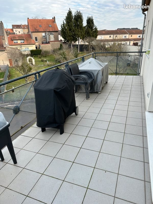 Appartement à louer, 75m², Kuntzig