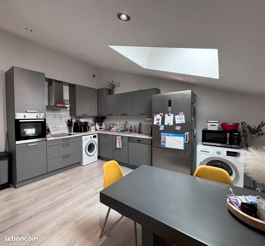 Appartement à vendre, 100m², Pont-Saint-Vincent