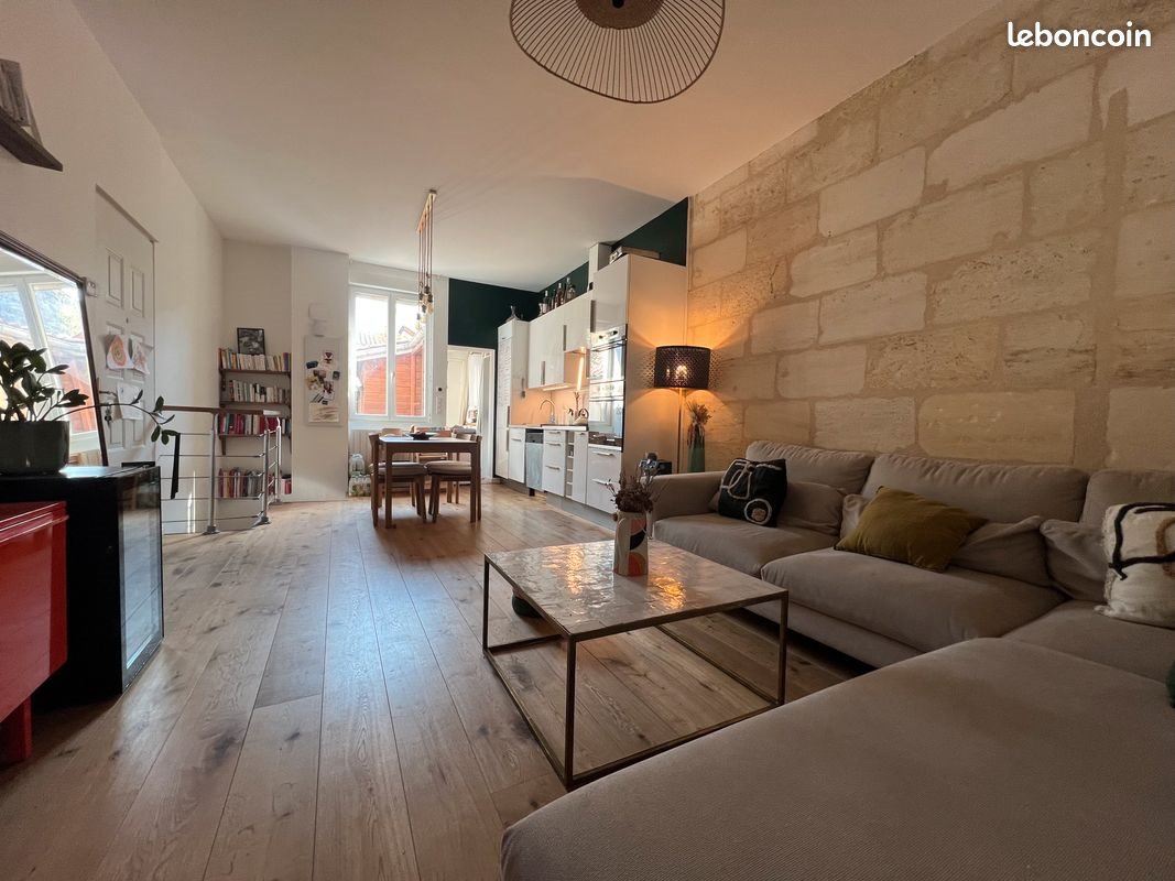 Appartement à louer, 56m², Bordeaux