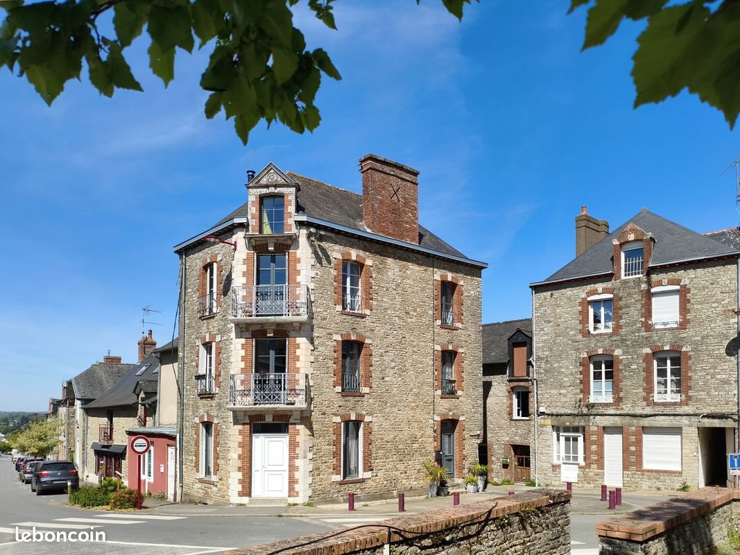 Maison à vendre, 123m², Bourg-des-Comptes