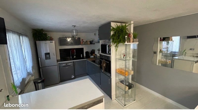 Appartement à louer, 49m², Marseille 9ème