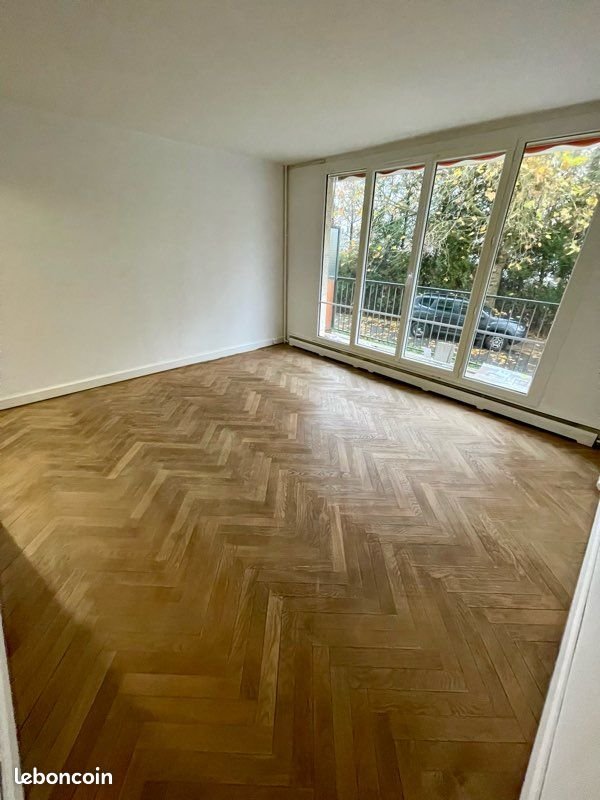 Appartement à louer, 60m², Neauphle-le-Château