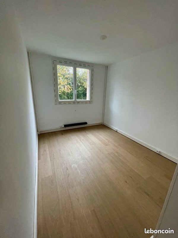 Appartement à louer, 60m², Neauphle-le-Château