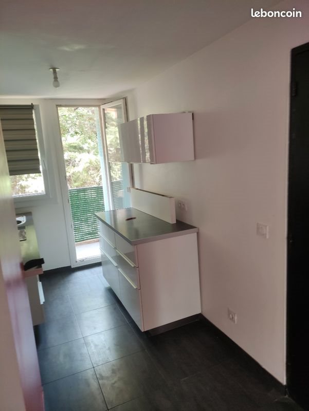 Appartement à louer, 60m², Marignane