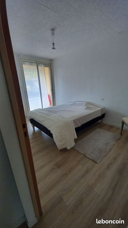 Appartement à louer, 72m², Saint-Affrique