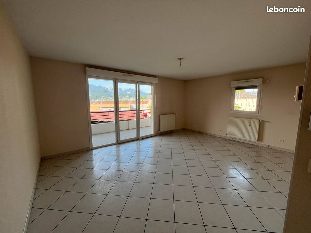 Appartement à vendre, 70m², Saint-Alban-Leysse