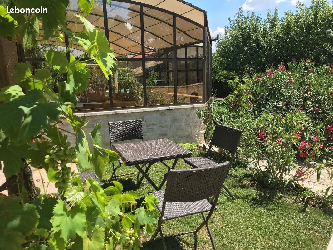 Appartement à louer, 60m², Villelaure