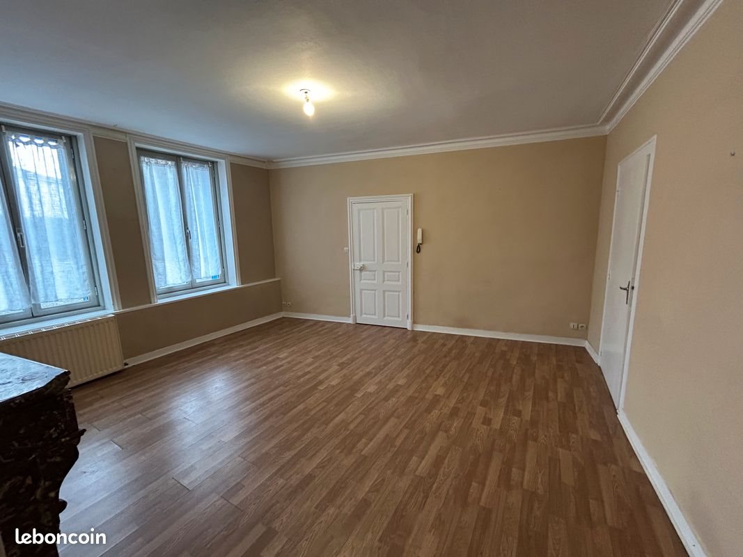 Appartement à louer, 54m², Thouars