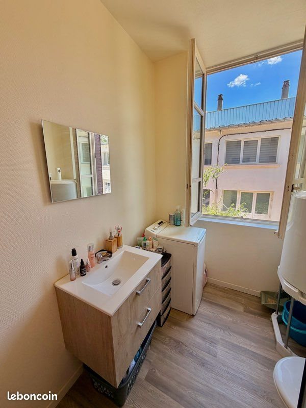 Appartement à louer, 32m², Oyonnax
