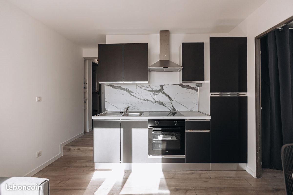 Appartement à louer, 30m², Cannes-la-Bocca