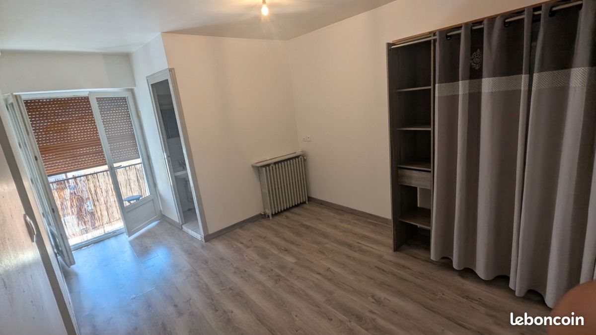 Appartement à louer, 40m², Sury-le-Comtal