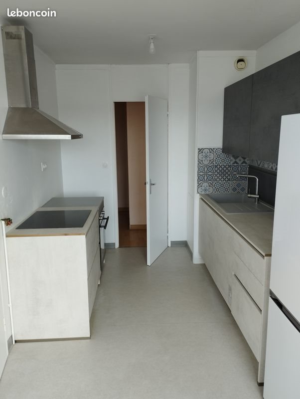 Appartement à louer, 75m², Laval