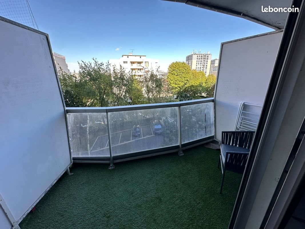 Appartement à louer, 17m², Saint-Maurice