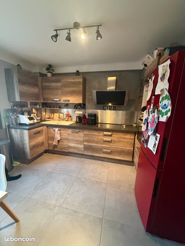 Appartement à louer, 61m², Viviers