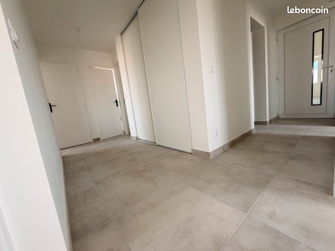 Appartement à louer, 85m², Marennes