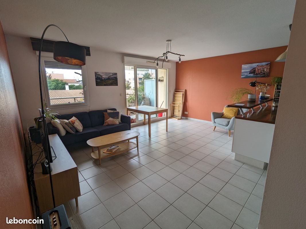 Appartement à louer, 66m², Nîmes