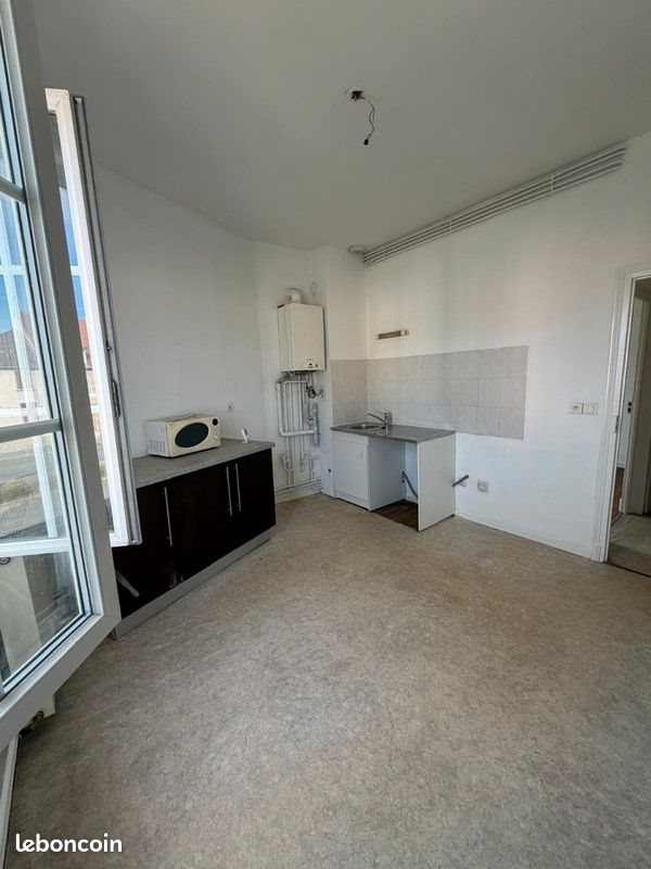 Appartement à louer, 72m², Bessay-sur-Allier