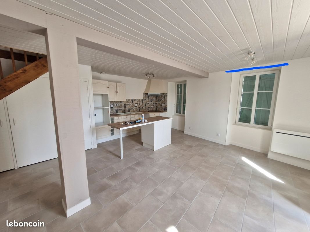 Maison à louer, 75m², Pérignac