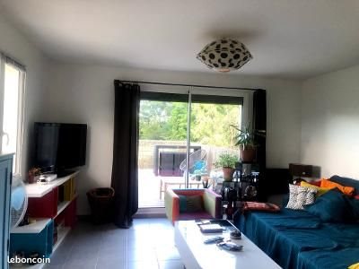 Maison à louer, 68m², Sainte-Tulle