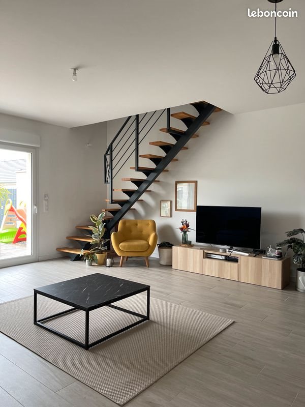 Maison à louer, 130m², Bréviandes
