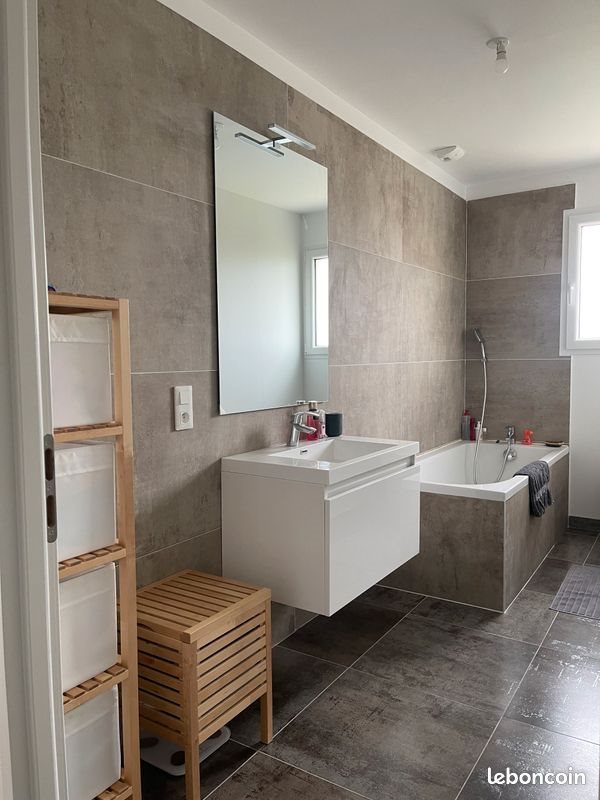Maison à louer, 130m², Bréviandes