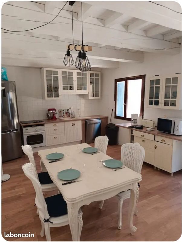 Maison à louer, 80m², Collias