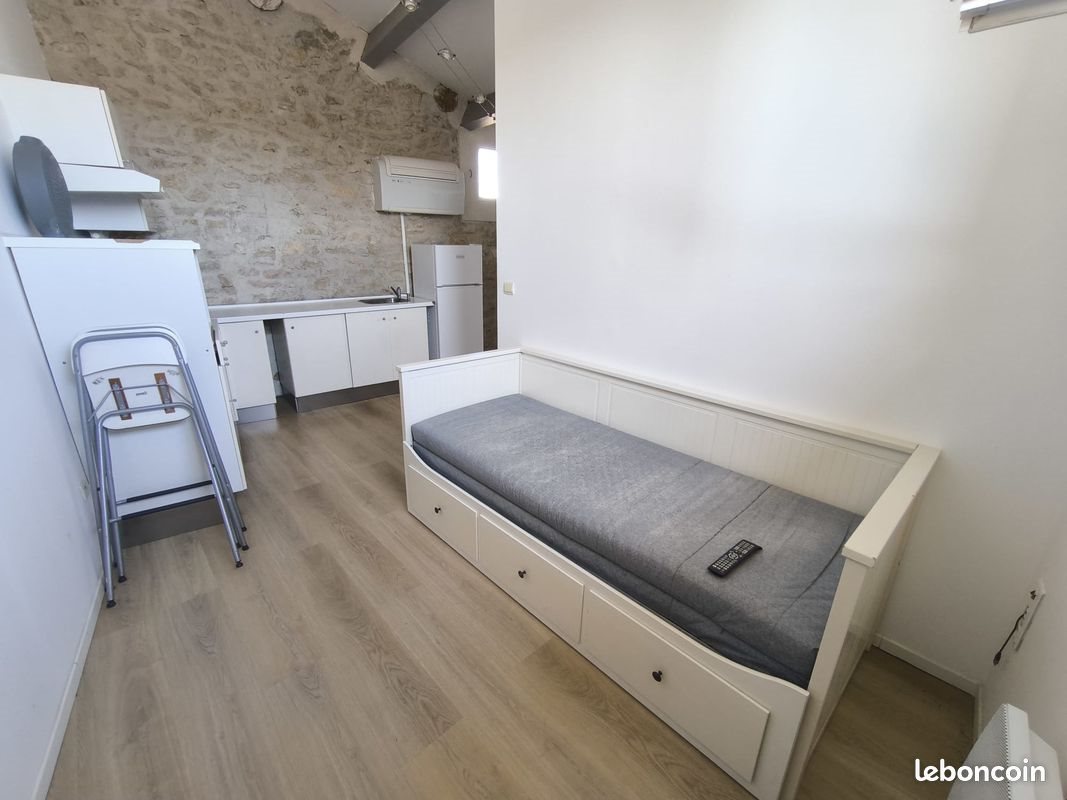 Appartement à louer, 32m², Grans