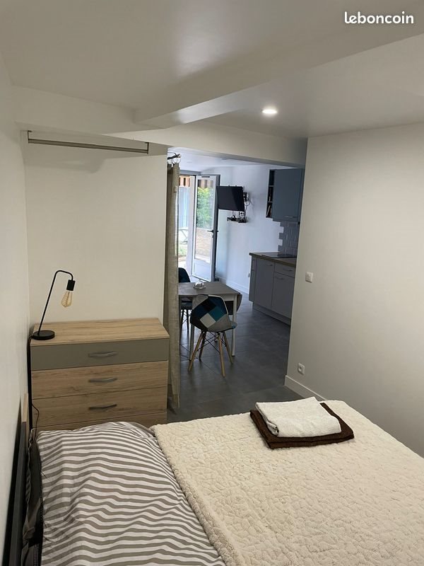 Appartement à louer, 25m², Vallauris