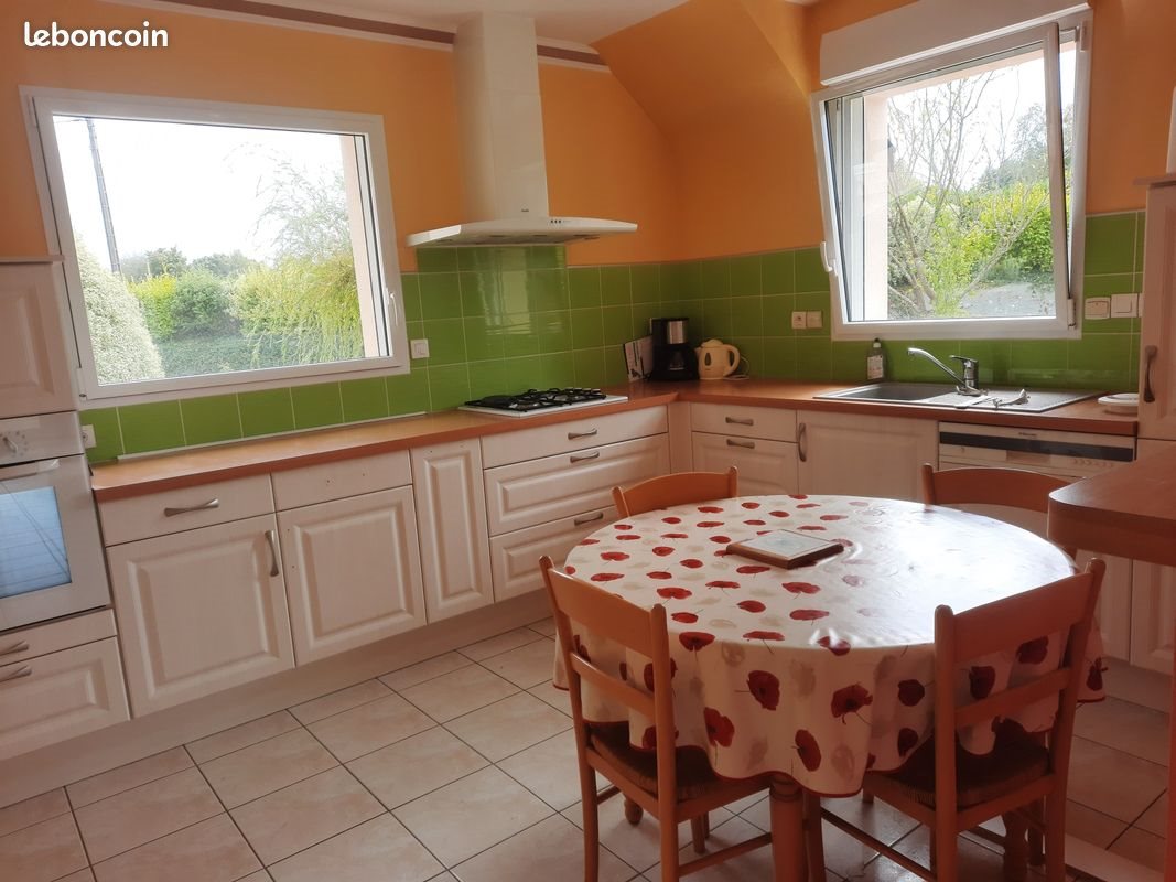Maison à louer, 110m², Ploumagoar