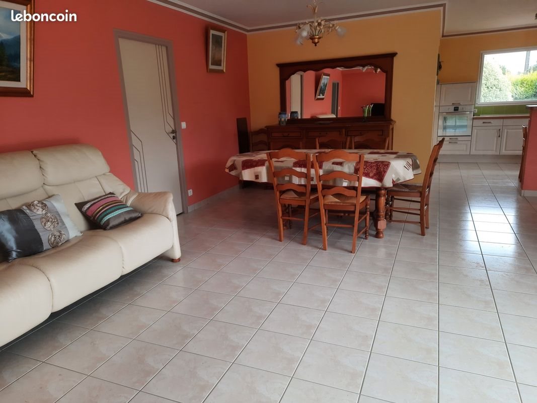 Maison à louer, 110m², Ploumagoar