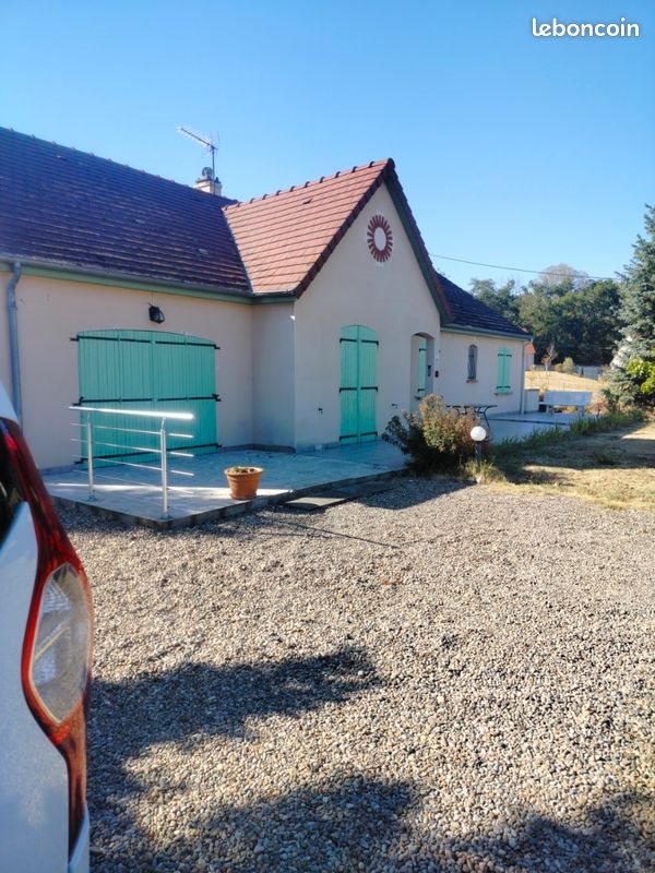 Maison à vendre, 140m², Châtel-de-Neuvre
