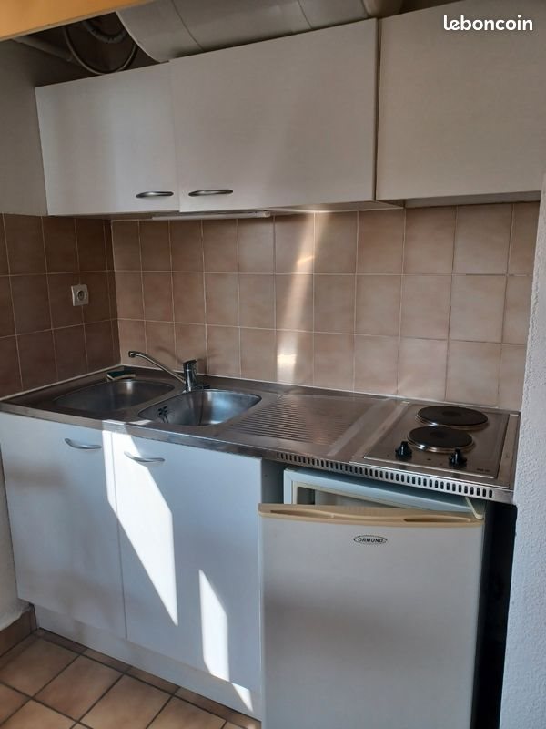 Appartement à louer, 20m², Nîmes