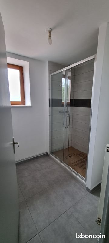 Appartement à louer, 70m², Marcilly-le-Châtel