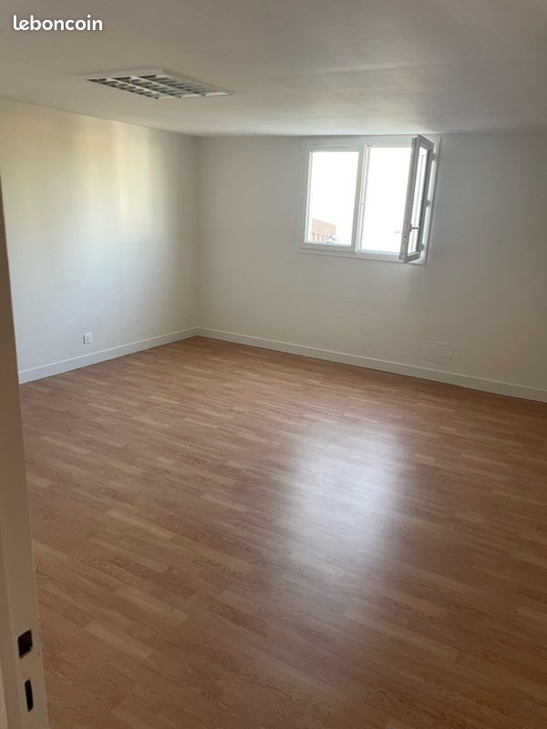 Appartement à louer, 80m², Boissy-l'Aillerie