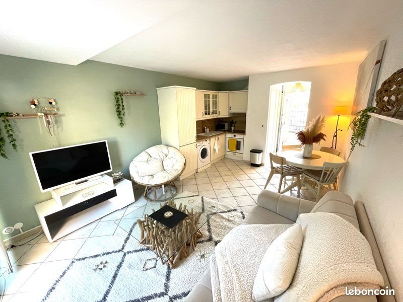 Appartement à louer, 23m², Fréjus