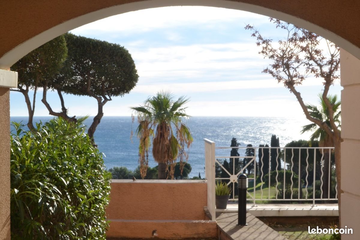 Appartement à louer, 30m², Saint-Raphaël