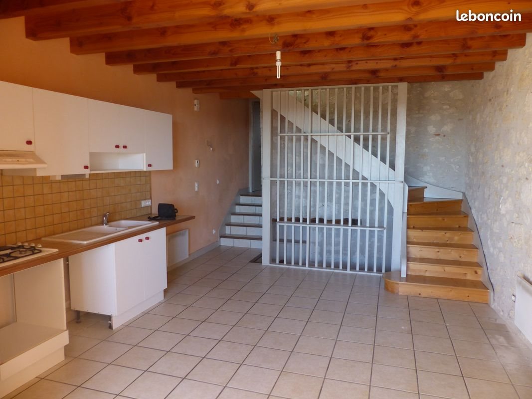 Maison à louer, 110m², Laplume