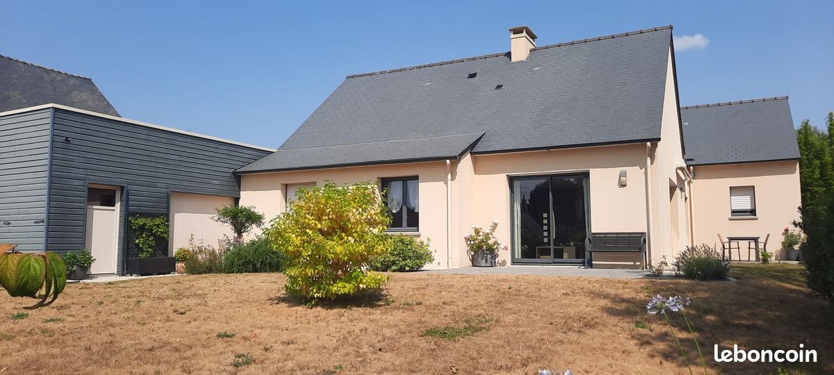 Maison à vendre, 102m², Saint-Hilaire-du-Maine