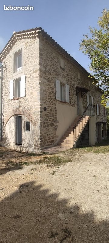 Appartement à louer, 78m², Alès