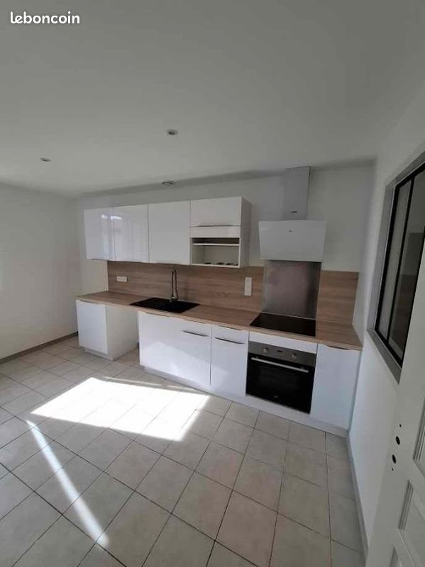 Appartement à louer, 78m², Alès