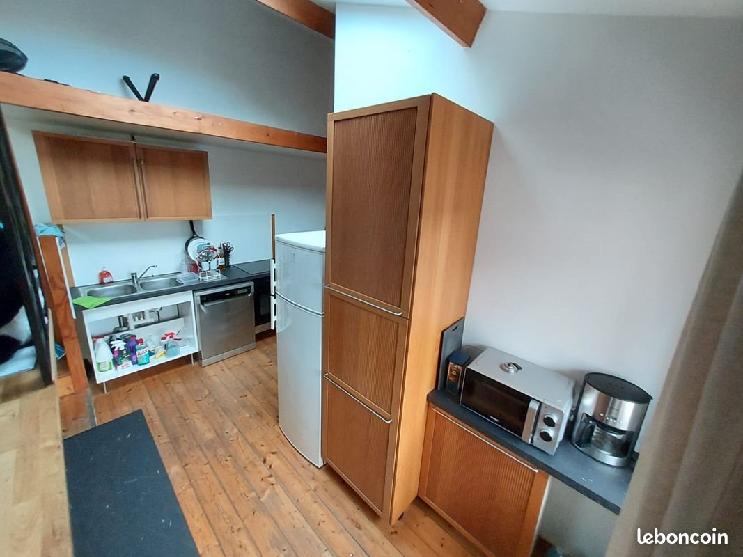Appartement à louer, 44m², Écurie