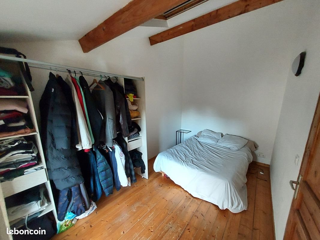 Appartement à louer, 44m², Écurie