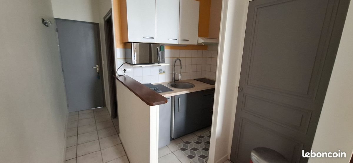 Appartement à louer, 25m², Niort