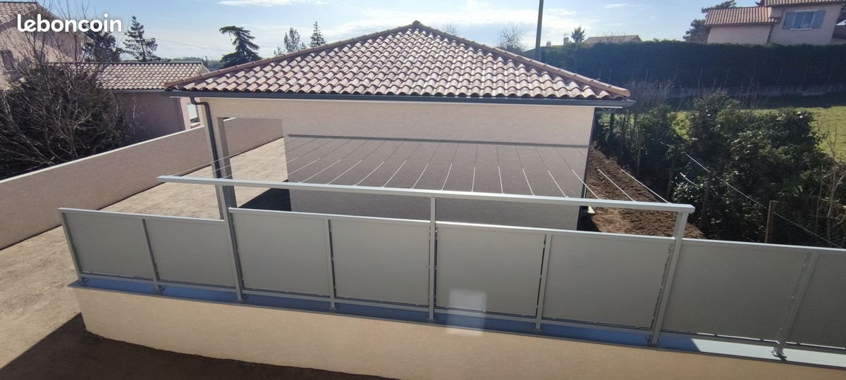 Maison à louer, 95m², Félines