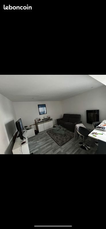 Appartement à louer, 45m², Morlaàs