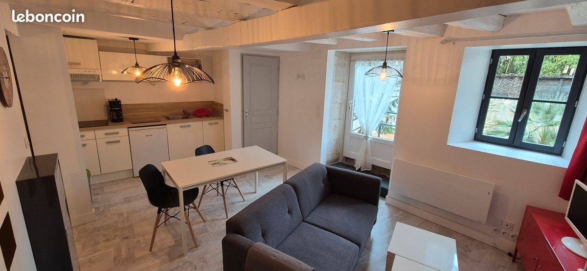 Appartement à louer, 30m², Niort