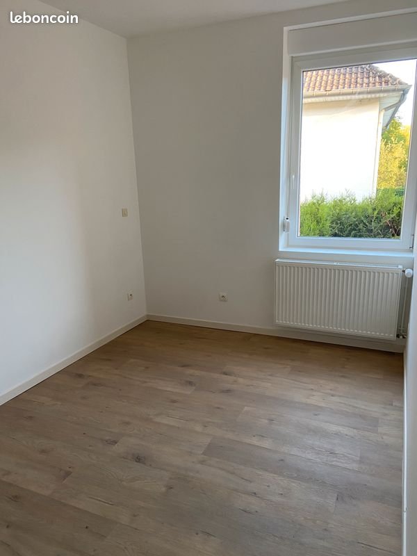 Appartement à louer, 52m², Longuyon