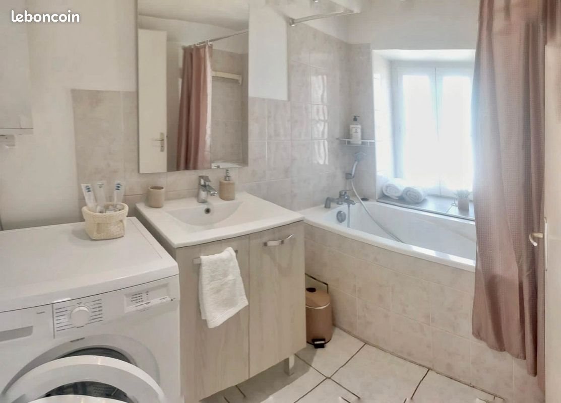 Appartement à louer, 55m², Crémieu