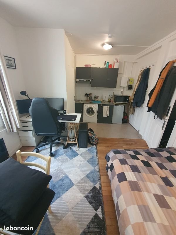 Appartement à louer, 17m², Courbevoie